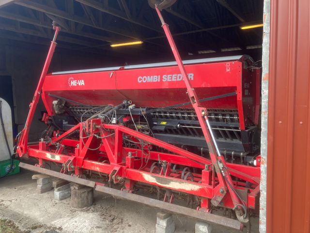 HE-VA COMBI SEEDER 4 METER