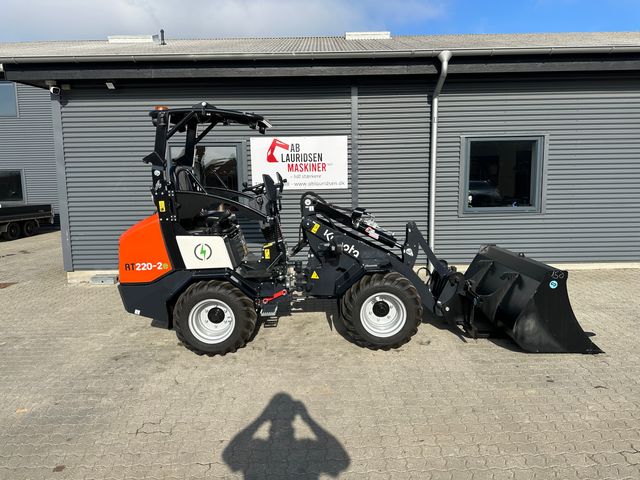 Kubota RT220-2E