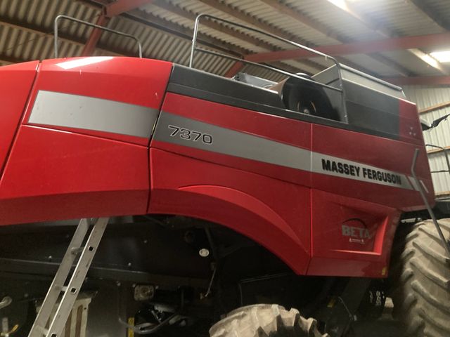 Massey Ferguson 7370 Beta