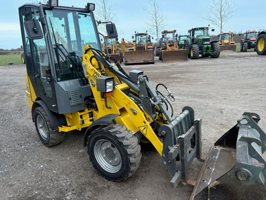 Wacker Neuson wl20 MED HUS, HYDRAULISK SKIFT, SKOVL OG GAFLER - Læssemaskiner - Minilæssere - 6