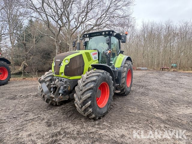 CLAAS 830 Axion