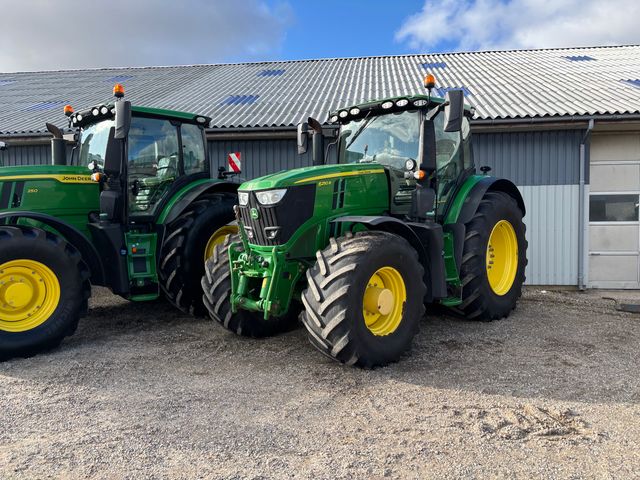 John Deere 6250R Ultimate Edition