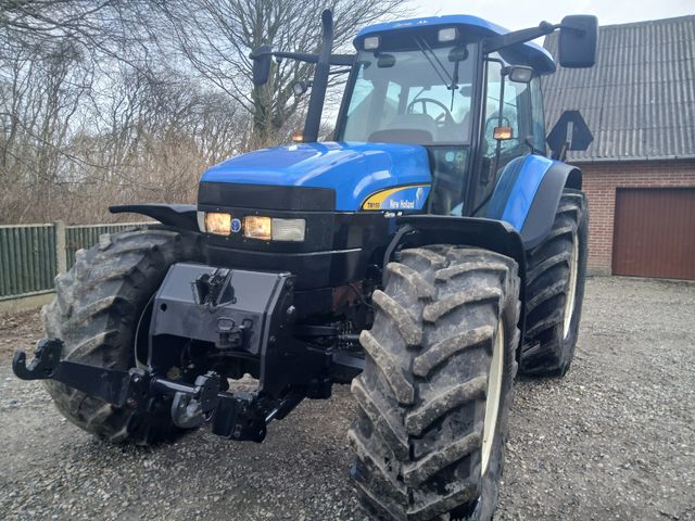 New Holland TM 155 med Range Command ,frontlift og nye bagdæk
