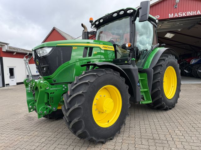 John Deere 6R155