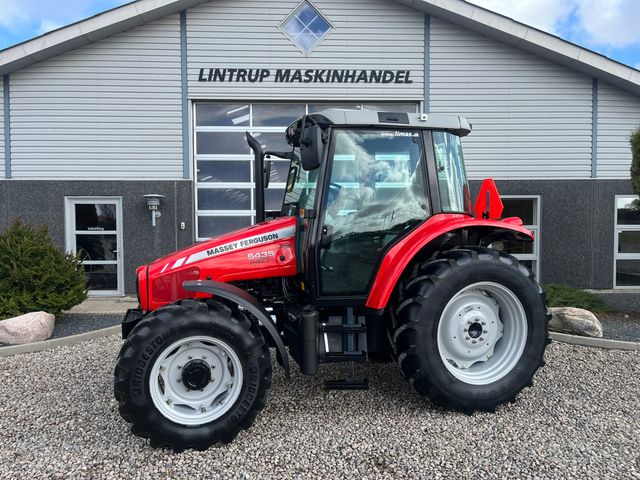 Massey Ferguson 5435