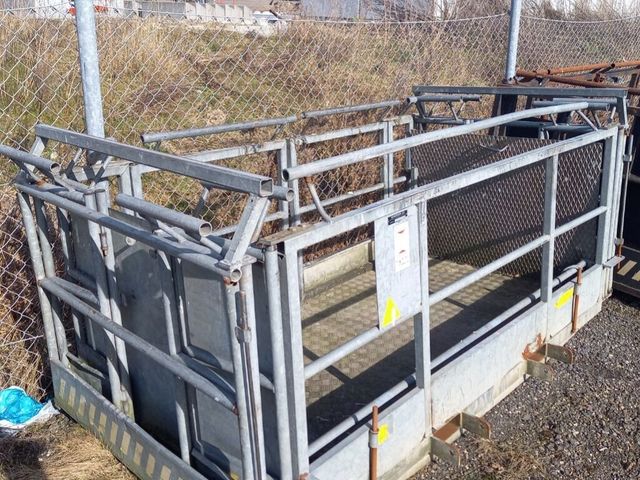 Manitou Klapbar 4 Mtr. Kurv.