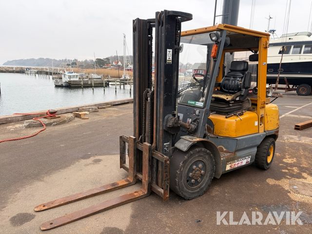 TCM FG30N5T 3 tons LPG