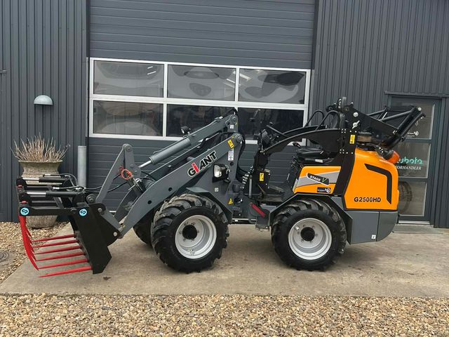 Giant G2500HD