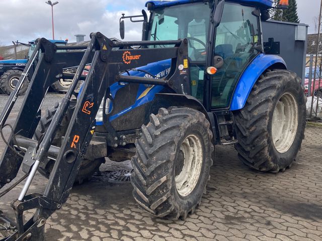 New Holland TD5.85