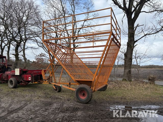 IH International 440 T 1 ejer