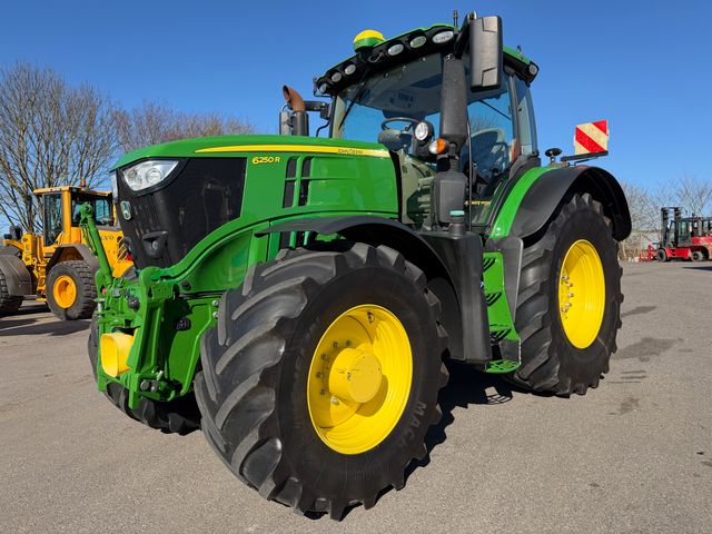 John Deere 6250R Ultimate Edition