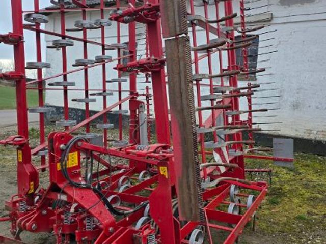 Kongskilde 7,5 m såbedsharve 