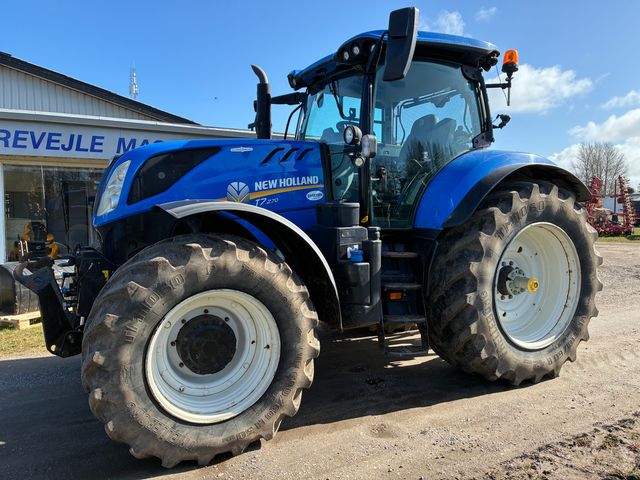 New Holland T7.270