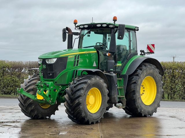 John Deere 6250R