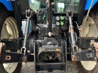 New Holland T5070 4-wd med frontlift - Traktorer - Traktorer 4 wd - 3