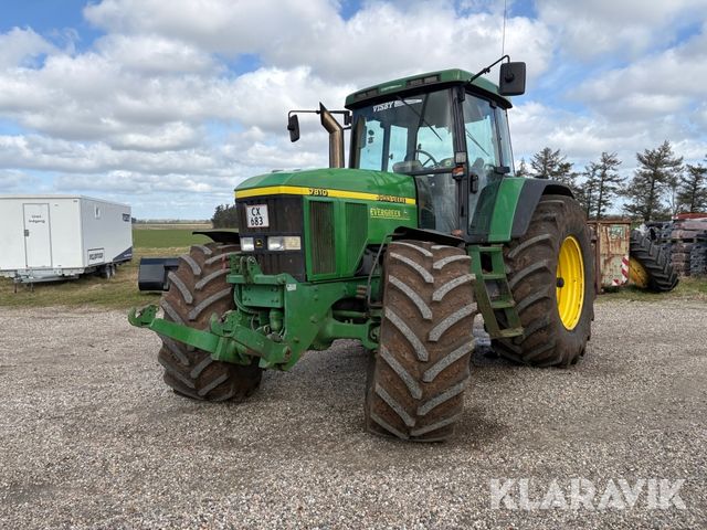 John Deere 7810 
