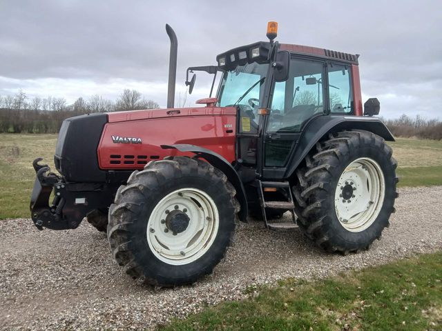 Valtra 8050 HiTech