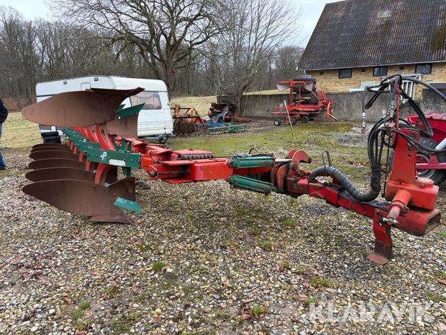 Kverneland PB100 5-furet med variabel arbejdsbredde