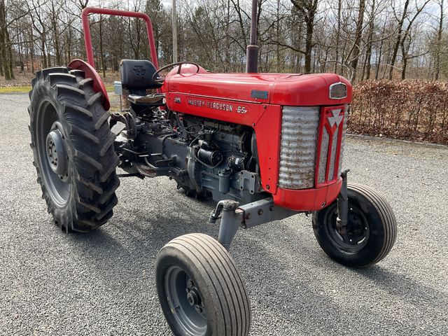 Massey Ferguson 65