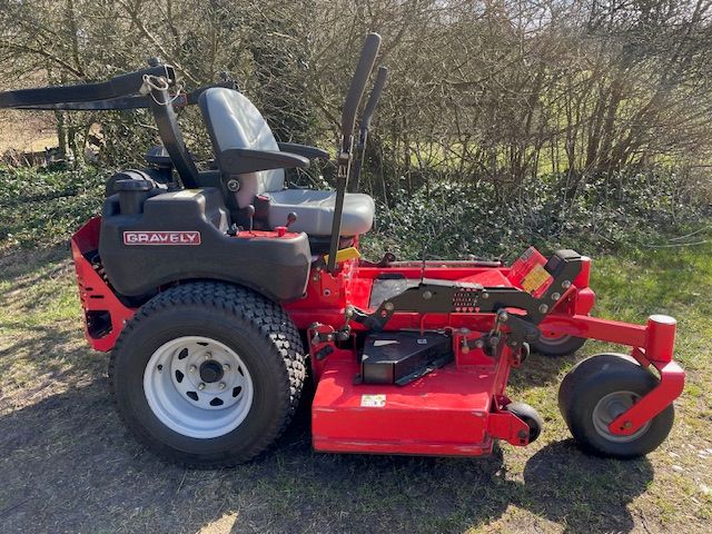 Gravely pro-turn 148