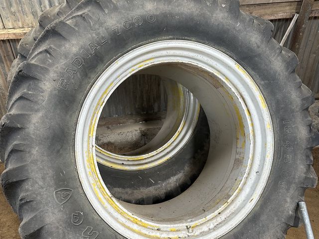 Firestone 18.4r38+480/65r28 tvillinghjul