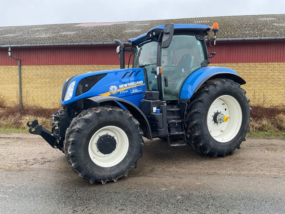 New Holland T7.230 PC - Traktorer - Traktorer 4 wd - 1