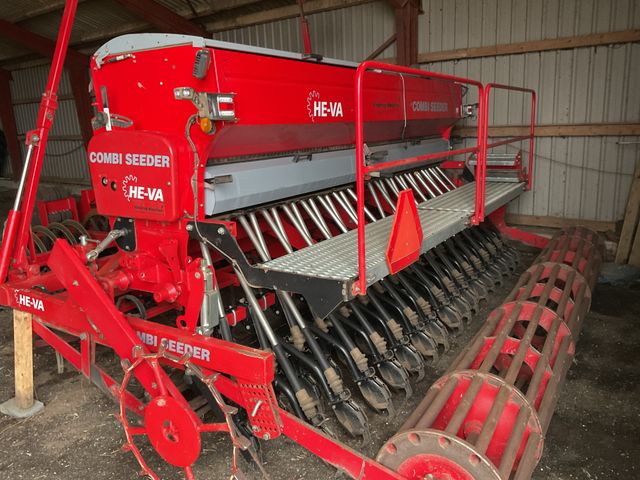 HE-VA COMBI SEEDER 4 METER