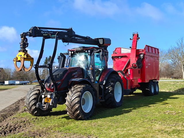 Valtra T234s