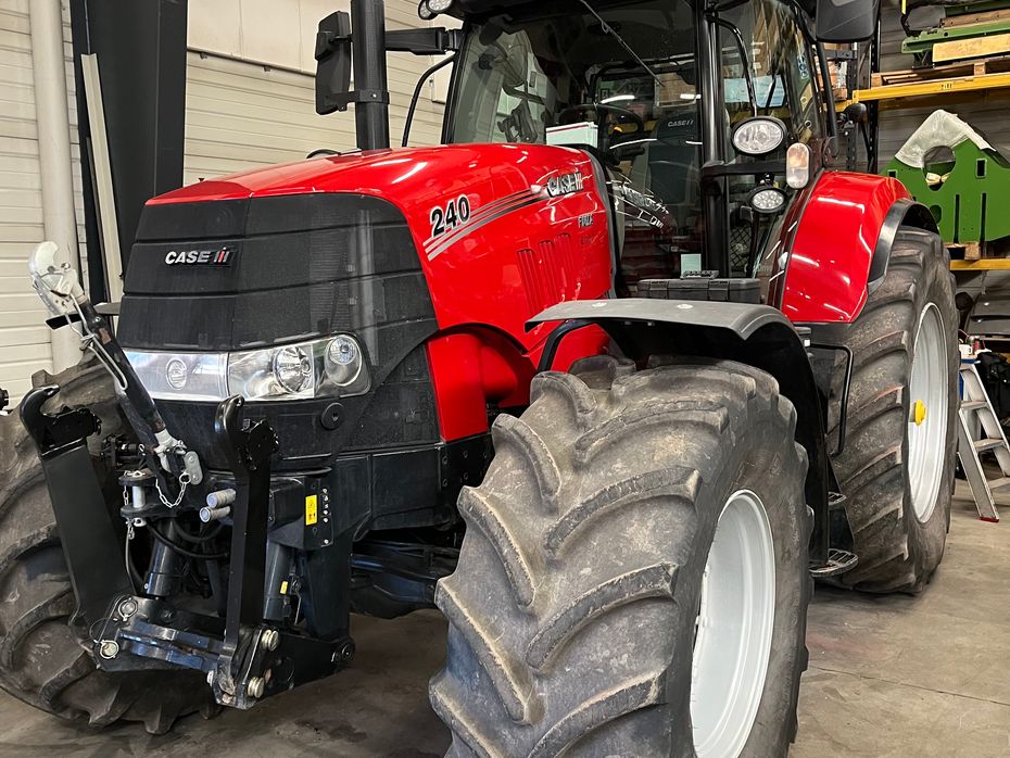 Case IH Puma 240 CVX - Traktorer - Traktorer 4 wd - 2