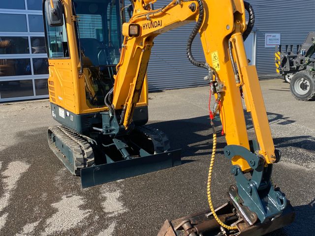Hyundai EX16-9 Hyundai EX16-9