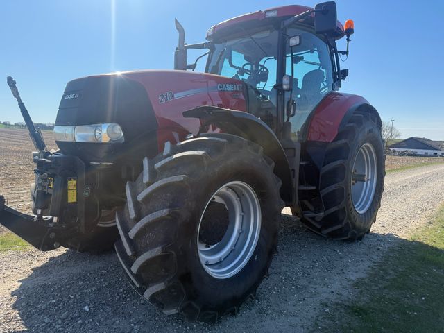 Case IH Puma 210