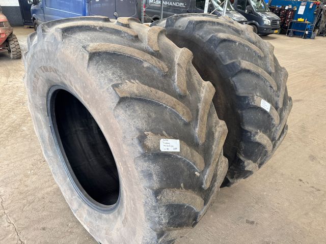 Firestone 710/70 R38