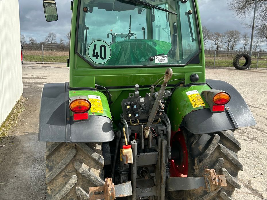 Fendt 209 F Vario TMS - Traktorer - Traktorer 4 wd - 6