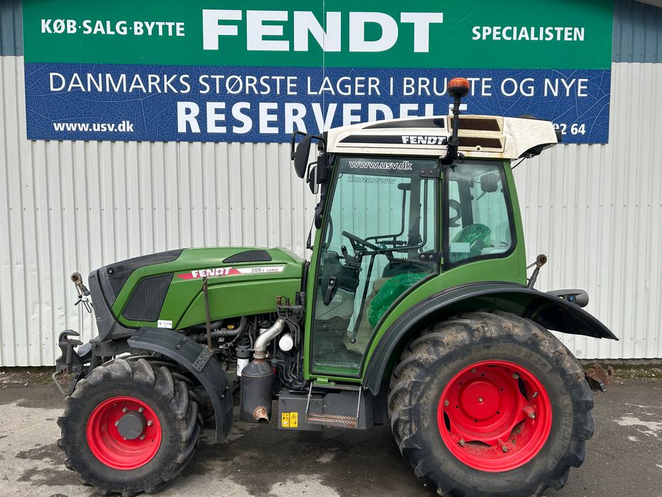 Fendt 209 F Vario TMS - Traktorer - Traktorer 4 wd - 1