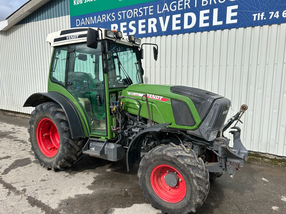 Fendt 209 F Vario TMS - Traktorer - Traktorer 4 wd - 4