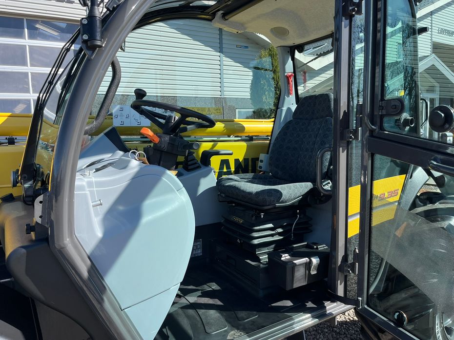 New Holland TH 9.35 BEMÆRK KUN 26 timer. Ny overgemt maskine til de helt rigtige penge - Læssemaskiner - Teleskoplæssere - 9