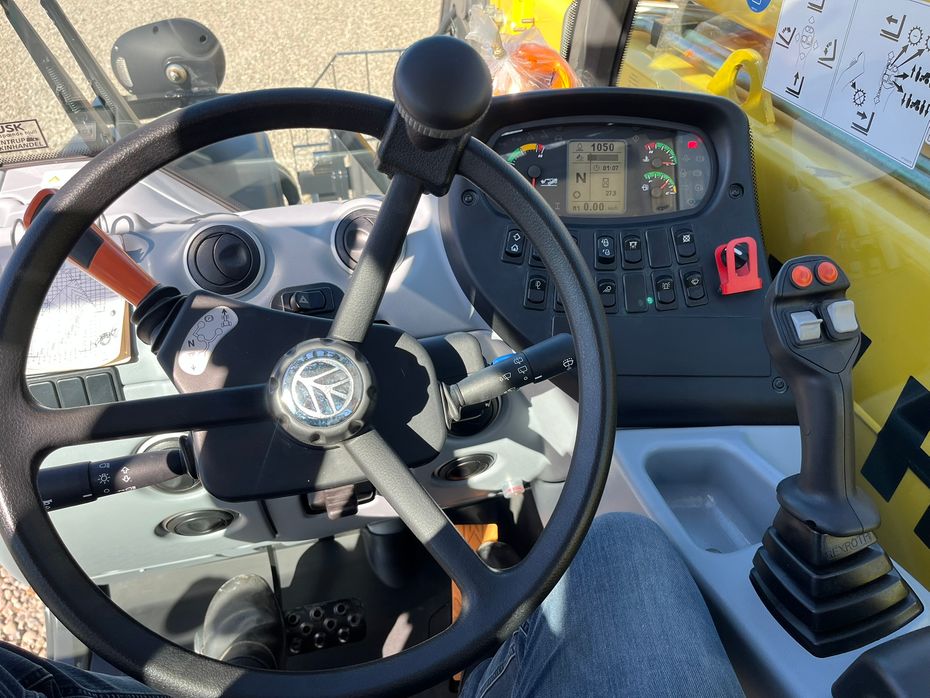 New Holland TH 9.35 BEMÆRK KUN 26 timer. Ny overgemt maskine til de helt rigtige penge - Læssemaskiner - Teleskoplæssere - 8