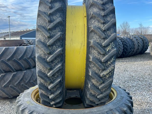 - - - 270/95R44 - spor 2m+ 3m til roer/spinat John Deere