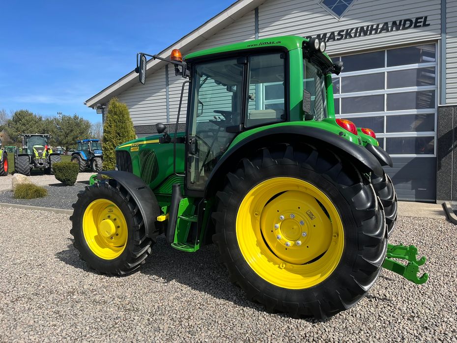 John Deere 6420  Premium, med frontlift og evt et sæt tvillinghjul - Traktorer - Traktorer 4 wd - 14