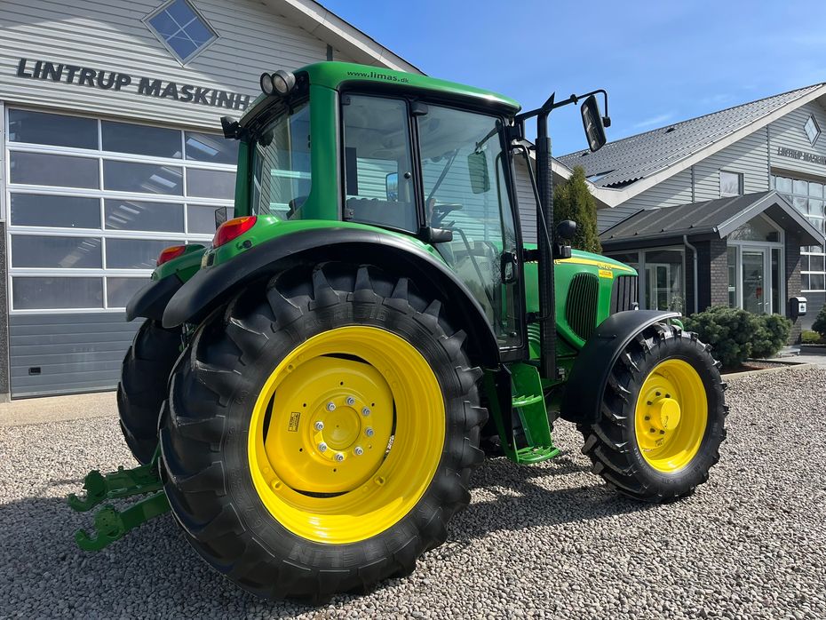 John Deere 6420  Premium, med frontlift og evt et sæt tvillinghjul - Traktorer - Traktorer 4 wd - 17