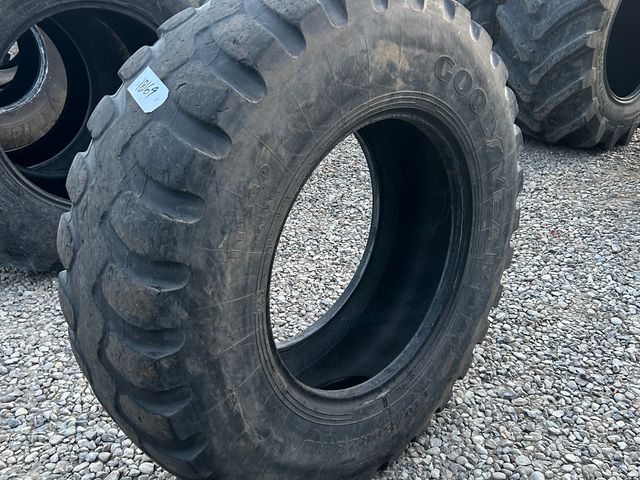 Good Year 440/80R28