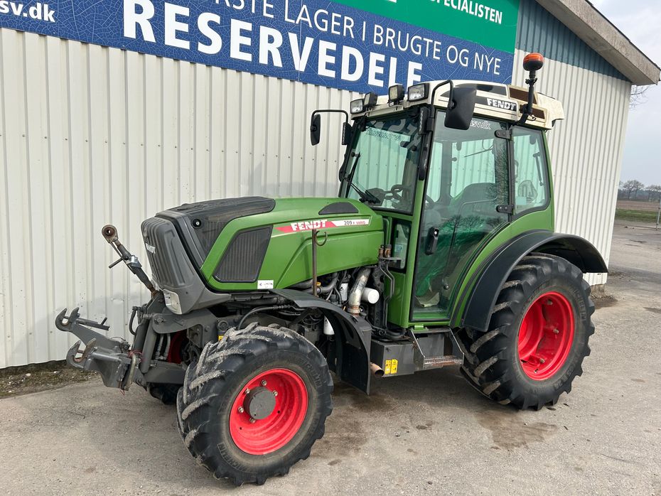 Fendt 209 F Vario TMS - Traktorer - Traktorer 4 wd - 2