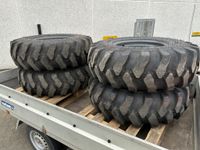 BKT 360/85-20 360/85-20 (221-275-8) - Minilæsser tilbehør - Komplette hjul - 1