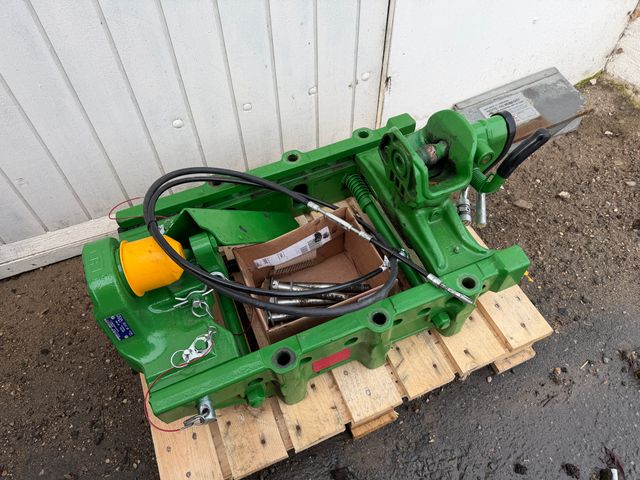 John Deere 6R250
