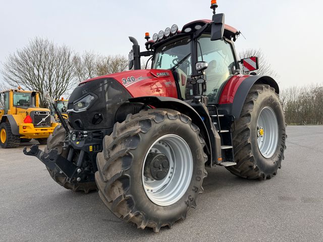 Case IH OPTUM 340 CVX.