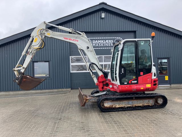 Takeuchi TB260