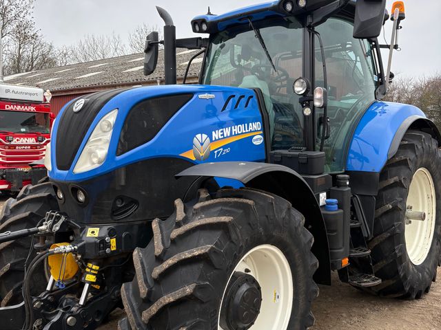 New Holland T7.210