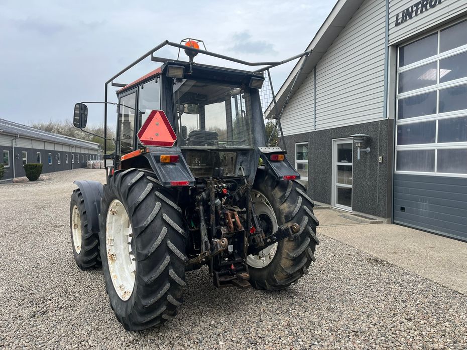 Valmet 805 GLOX med skovinddækning - Traktorer - Traktorer 4 wd - 11