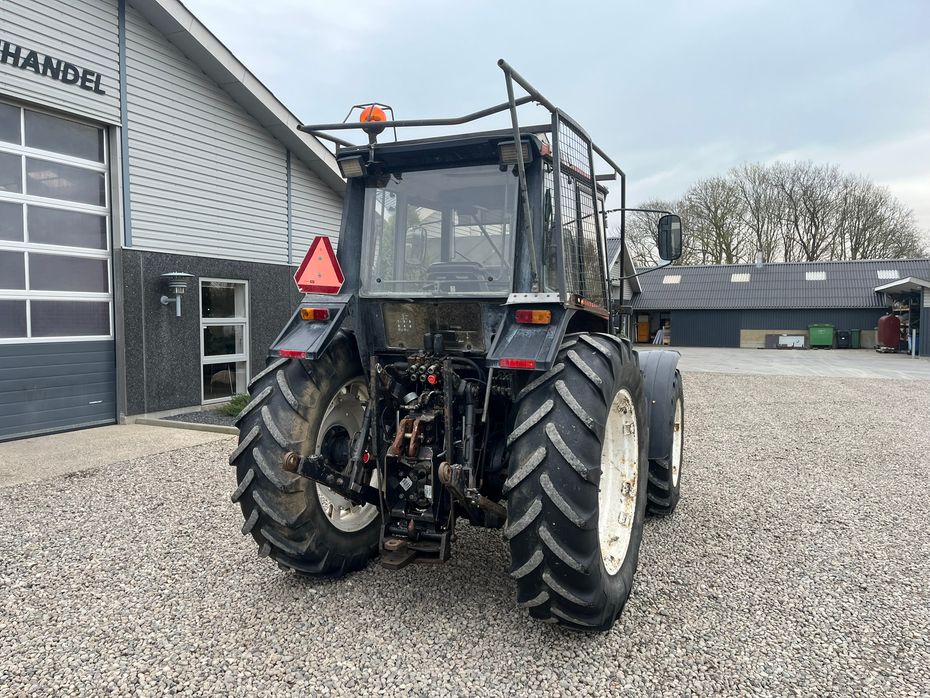 Valmet 805 GLOX med skovinddækning - Traktorer - Traktorer 4 wd - 14