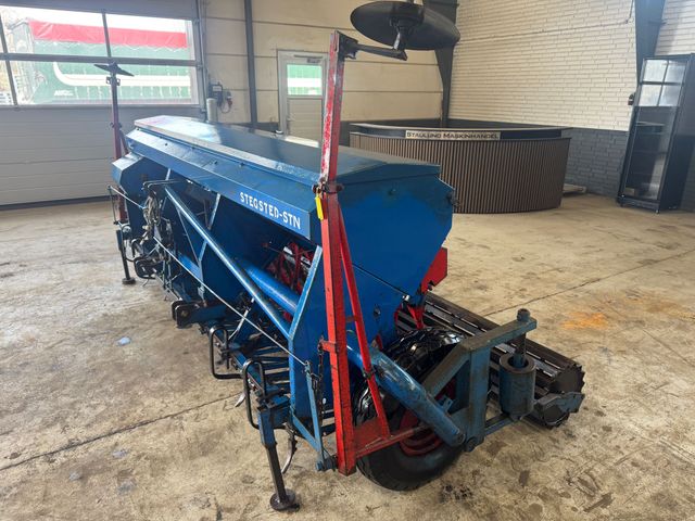 Stegsted Såmaskine
